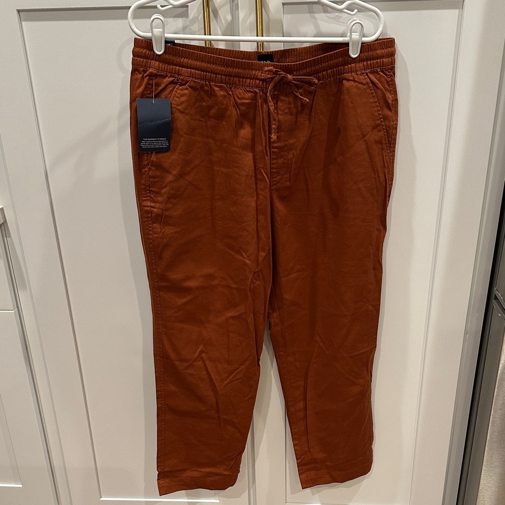 GAP Women's Rust Joggers